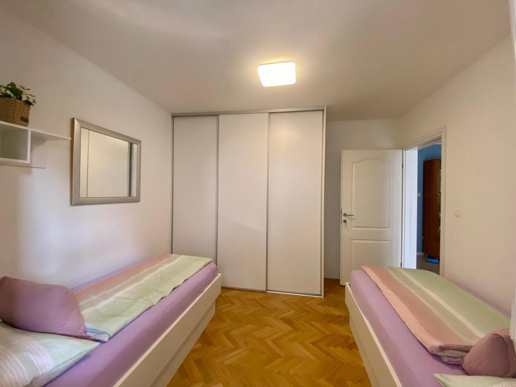 Apartment Simon - Old Stone Charm, Central Bol Life Exterior foto